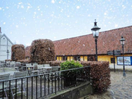 Série Dinamarca -  Yard at Den Gamble By